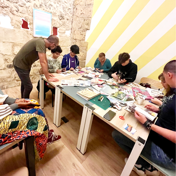 Salle à louer atelier création collage